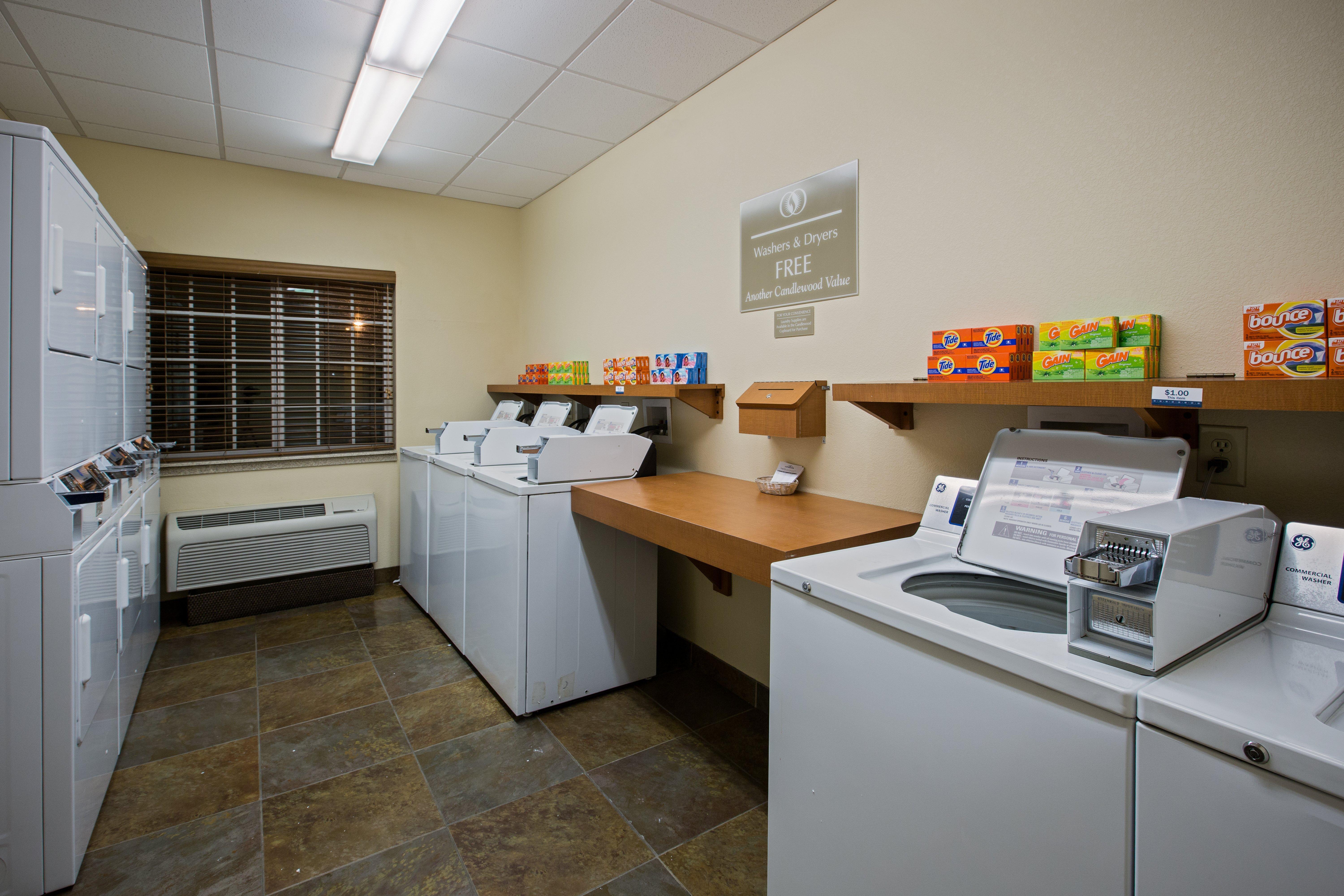 Candlewood Suites Indianapolis Northwest By Ihg Екстериор снимка